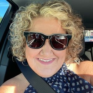 Meet your Posher, Donna